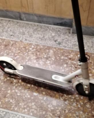 Monopattino xiaomi  m365 