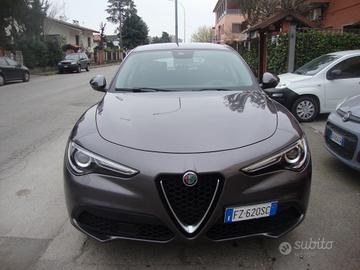 Alfa Romeo Stelvio 2.2 Turbodiesel AT8 euro 6d-tem