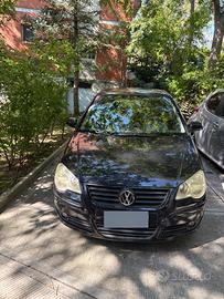 VOLKSWAGEN POLO 1.4