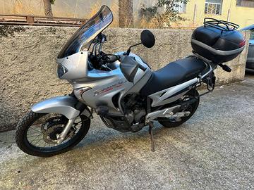 Moto Honda Transalp 650
