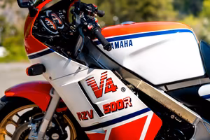 Yamaha RZV 500 R verzione limitata