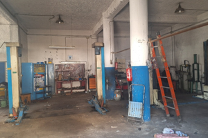 Capannone commerciale