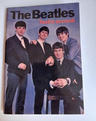 Beatles libricino con accordi