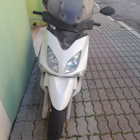 Scooter yamaha