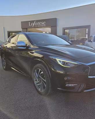 INFINITI Q30 1.5 diesel DCT Business