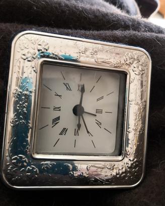 orologio da tavolo quadrato