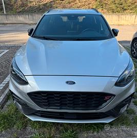 Ford Focus ST Line