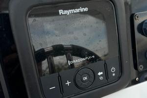 Raymarine dragonfly 4