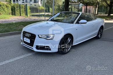 AUDI A5 Cabrio 2.0 TDI 150 CV clean diesel Busines