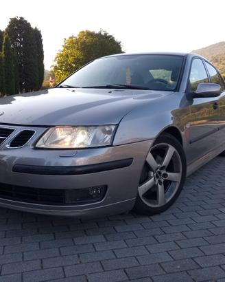 Saab 9-3 2.0t sportsedan vector 175cv Asi con Crs