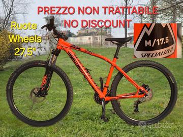 Nuova MTB Specialized 27,5 Freni a Disco taglia M
