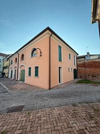Casa di testa ristrutturata