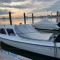 Pilotina con motore revisionato