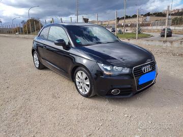 Audi A1 Auto 1.6 TDI anno 2010