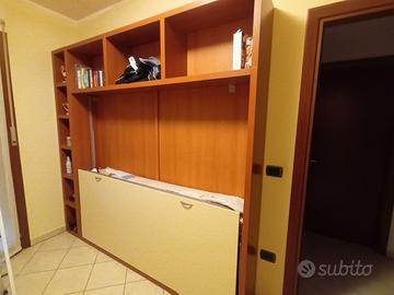 Letto singolo salvaspazio a scomparsa