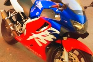 Honda CBR 600 f