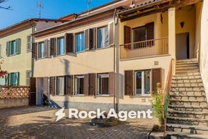 Casa indipendente di 128 m² con 3 locali a Castigl