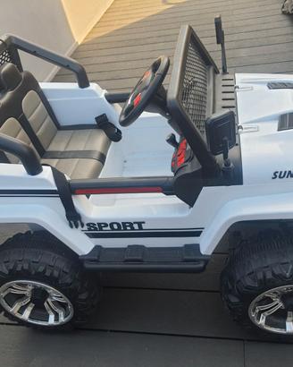 jeep per bambini e omaggio trattorino con pedali