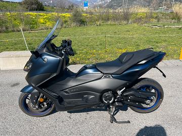 Tmax 560