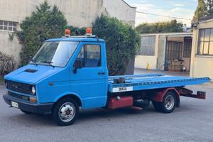 Iveco Daily 35.10  Carroattrezzi