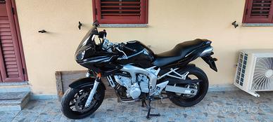 Yamaha Fazer 600