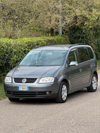 volkswagen touran 7 posti 