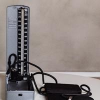 Misuratore di pressione tradizionale.