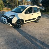 FIAT Panda Cross hybrid unico proprietario