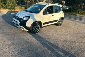 FIAT Panda Cross hybrid unico proprietario