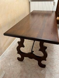 Tavolo in arte povera con n.6 sedie