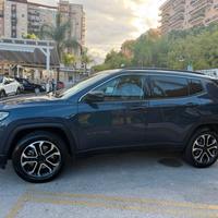 jeep Compass 1.3 plugin 