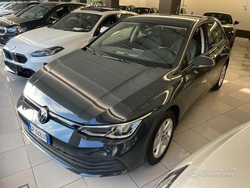 VOLKSWAGEN Golf 1.0 eTSI EVO DSG Life