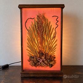 Lampada vintage artigianale con fiori secchi