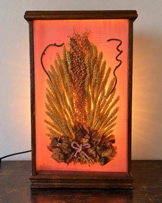 Lampada vintage artigianale con fiori secchi