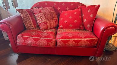 divano da 2 posti e da 3 posti con tavolino etnico