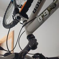 bicicletta mountain bike