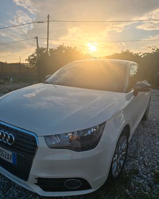Audi A1  1.6 NEOPATENTATI +GARANZIA 12 MESI