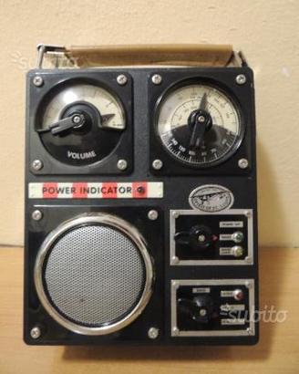 Radio portatile stile antico