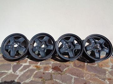 Cerchi R16 acciaio a 5 razze Volvo Ford