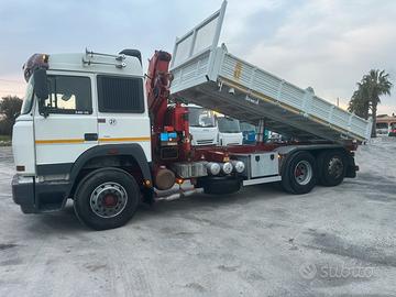 Iveco 240-36 ribaltabile e gru, ACCETTO PERMUTA