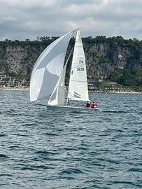 barca a vela SB20 Laser3