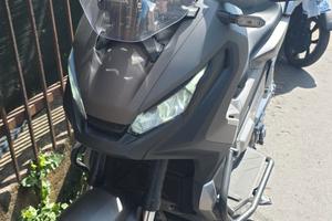 Honda xadv 750