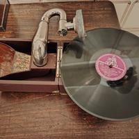 GRAMMOFONO D'EPOCA PORTATILE