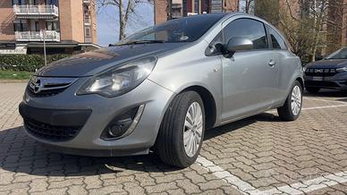 Opel Corsa D 3porte euro 5 in buono stato generale