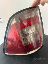 Fanale post dx  Astra SW anno 2007/2011