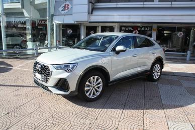 AUDI Q3 SPB 45 TFSI e S tronic Business Plus