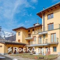 ELEGANTE APPARTAMENTO CON BOX AUTO DOPPIO