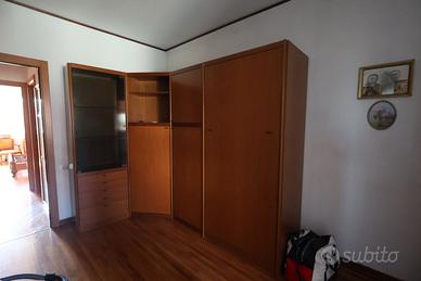 mobile armadio con letto singolo