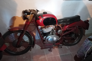 Motoveicolo CM 160 cc