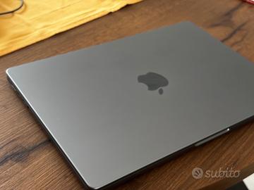 Macbook pro M1 pro 16 gb 1 TB